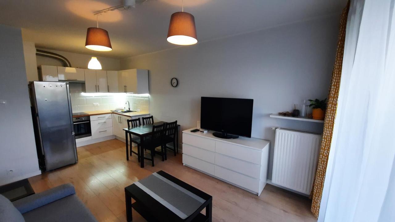 شقة وارسو  في Ursa - Wygodny Apartament I Bezplatny Parking Na Miejscu المظهر الخارجي الصورة