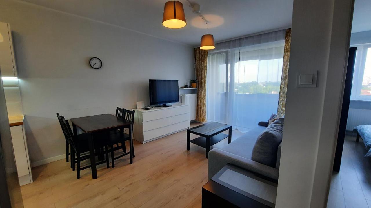 شقة وارسو  في Ursa - Wygodny Apartament I Bezplatny Parking Na Miejscu المظهر الخارجي الصورة